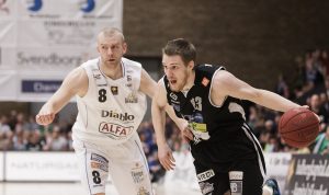 Finalebilletterne er sat til salg – og du kan spare 25% på to kampe Finalebilletterne er sat til salg – og du kan spare 25% på to kampe