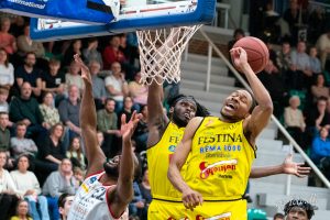 Spændingen i Basketligaen fortsætter i semifinalerne mellem Horsens og Svendborg Spændingen i Basketligaen fortsætter i semifinalerne mellem Horsens og Svendborg