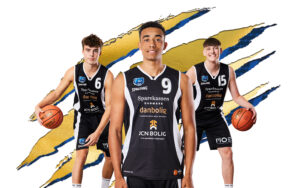 Bears-truppen fuldendes med tre unge Bears Academy-spillere Bears-truppen fuldendes med tre unge Bears Academy-spillere